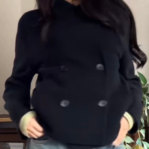 유니클로 더블페이스 숏코트