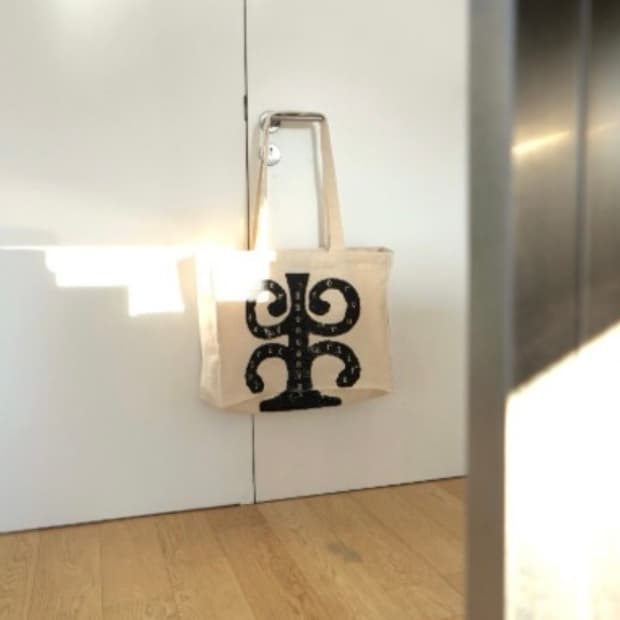 88ONCANVAS 가방 구해요
