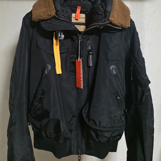 파라점퍼스 고비 시어링 Black 25fw 