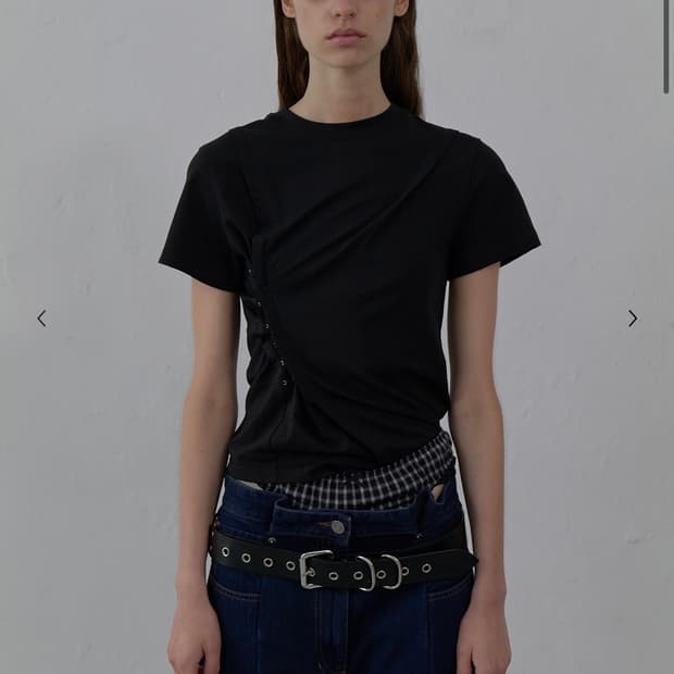 LCDC 후크 디테일 슬림 티셔츠 블랙 M (텍o새상품)