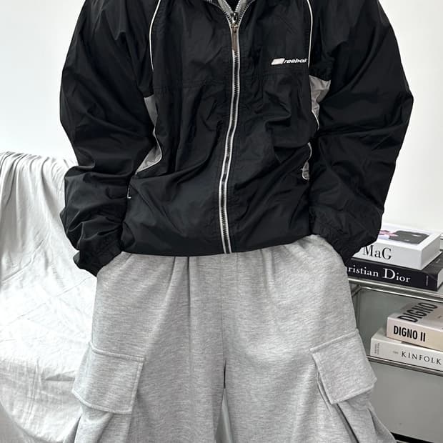 리복 블랙 그레이 올드스쿨 바람막이 L