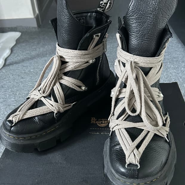 Rick owens x dr.martens 1460 메가레이스