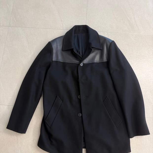 아네스베 양가죽 배색 코트