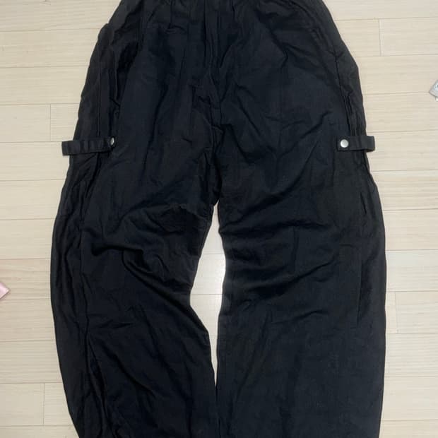 블랙 와이드팬츠