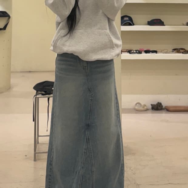 ecru 연청 컷오프 슬릿 데님 롱 스커트 U733