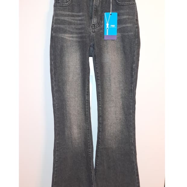 골반뽕 블랙 워싱 로우라이즈 부츠컷 청바지