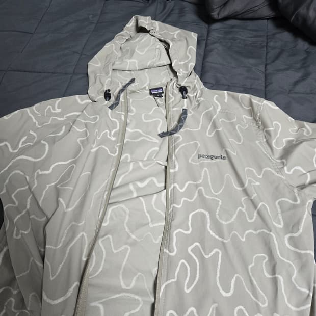 파타고니아 바람막이