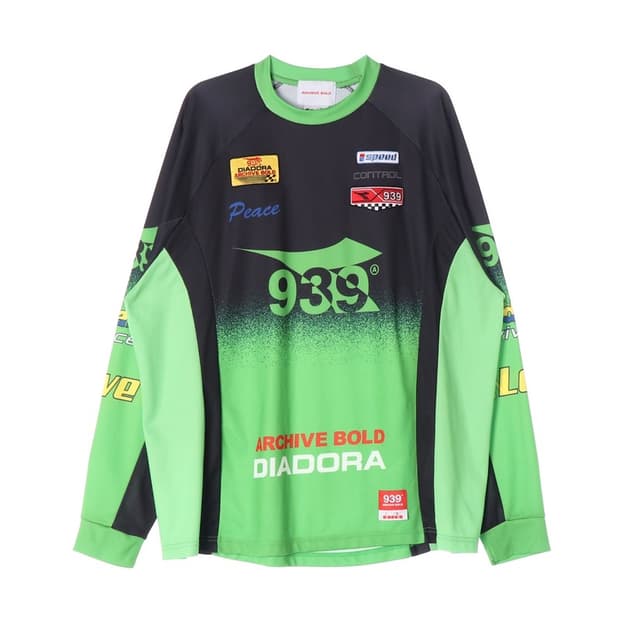 아카이브 볼드 x 디아도라 롱슬리브 L