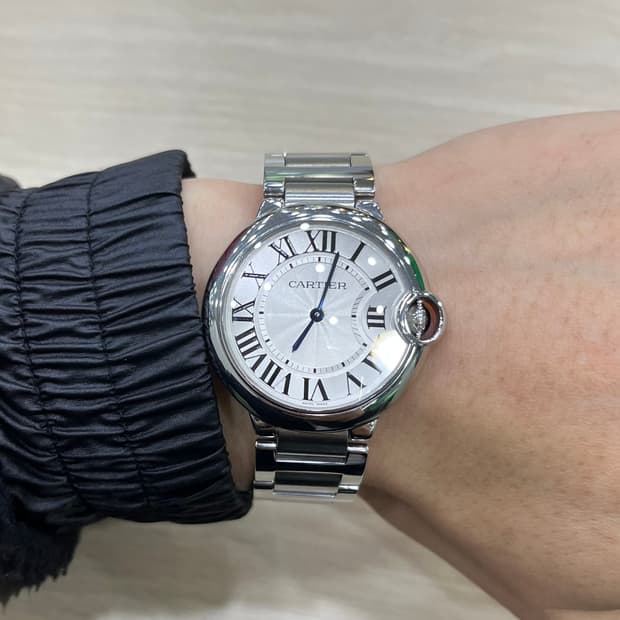 정품 까르띠에 발롱블루 36 쿼츠 상태 (A+급)