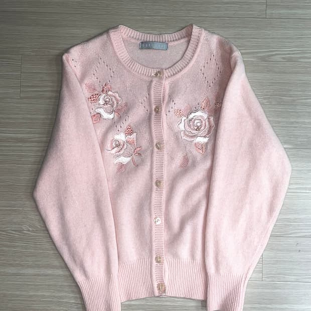 장미 자수 핑크 가디건