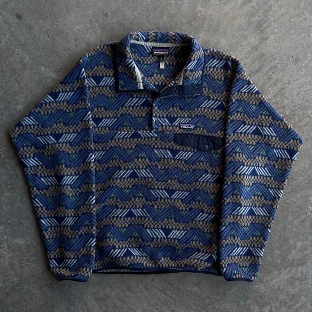 18FW 파타고니아 라이트웨이트 신칠라 스냅-티 플리스 풀오버