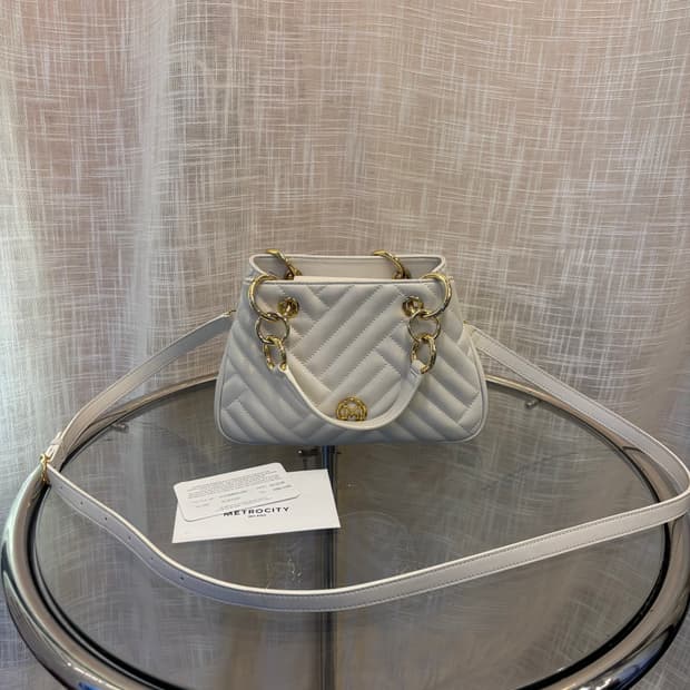 정품 메트로시티 퀄팅 투웨이 크로스백   