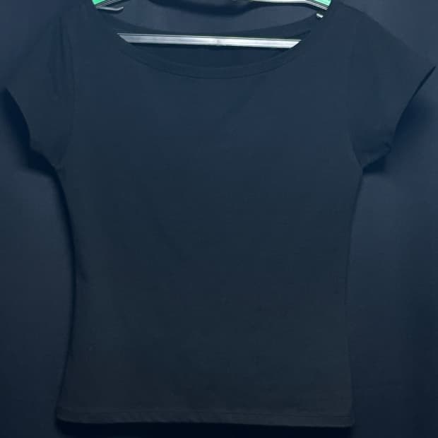 무지 반팔 오프숄더 