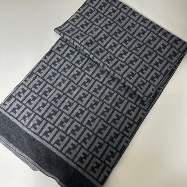 펜디 우오모 목도리