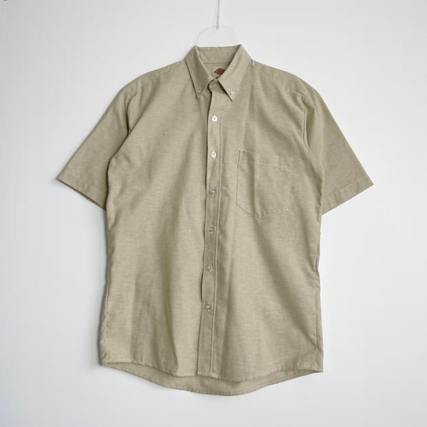  F1 디키즈(Dickies) 베이지색 버튼다운 반팔 셔츠 M-L사이즈