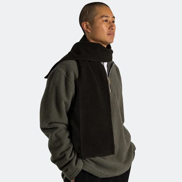 리에르 25fw 플리스 머플러/브라운