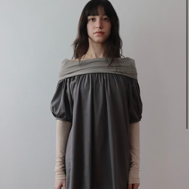 Amorshaee 백 리본 탑 그레이