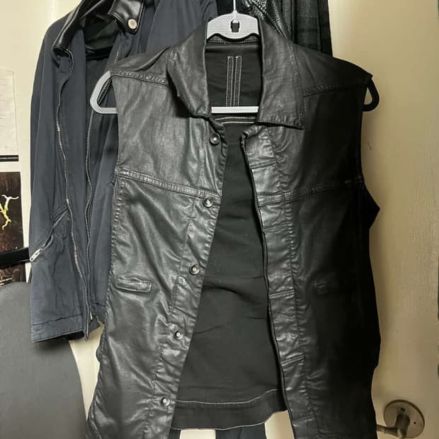 의상 대여 ERD RICKOWENS JULIUS HBA HELMUTRAN