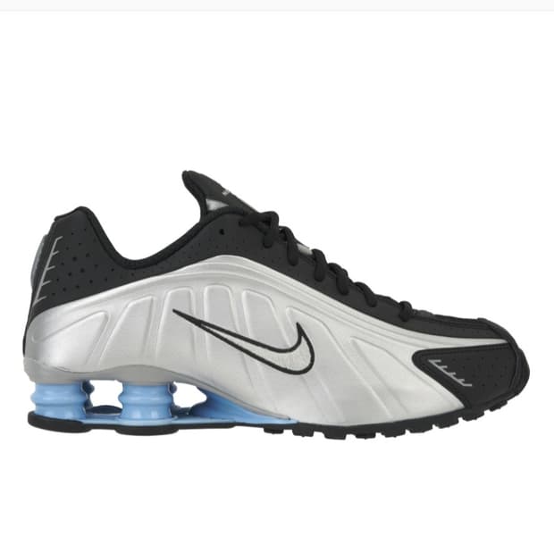 나이키 샥스 R4 메탈릭 실버 블랙