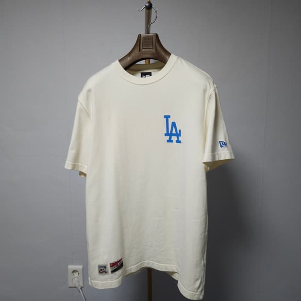 100 ) 뉴에라 LA 다저스 오버핏 반팔티 아이보리