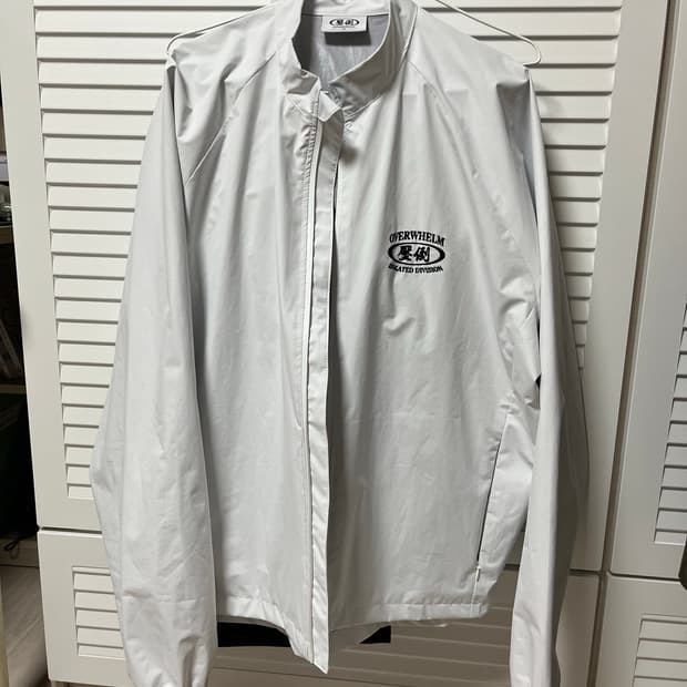 m) 압도 바람막이 001