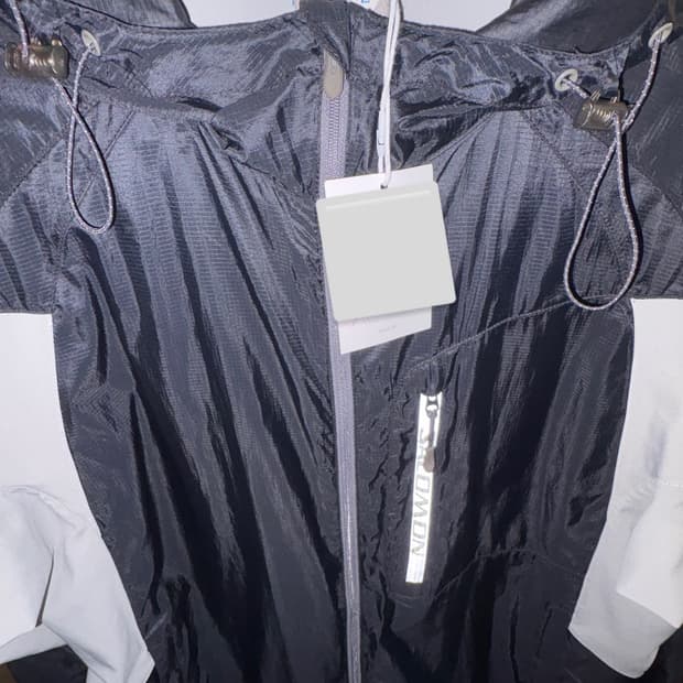 살로몬 바람막이 윈드브레이커