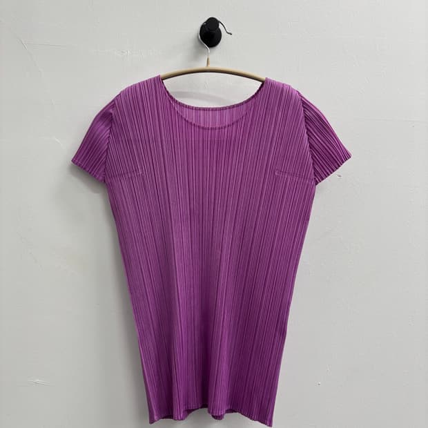 PLEATS PLEASE(플리츠 플리즈) 베이직 캡소매 플리츠 탑