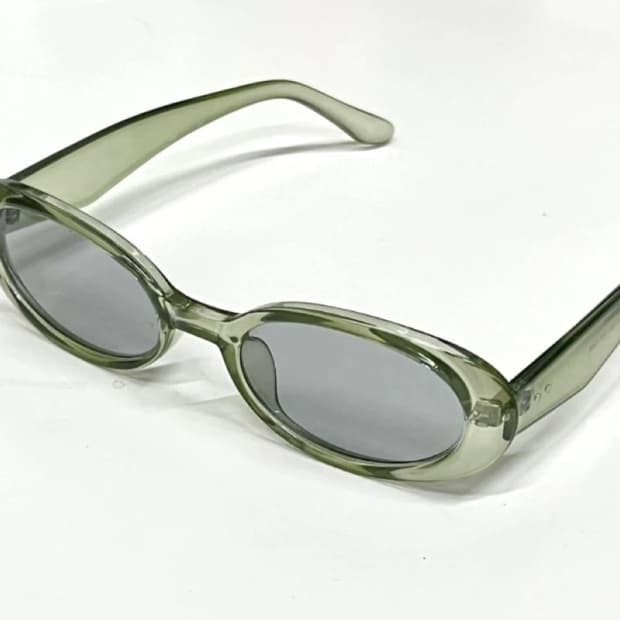 리끌로우 TR B693 그린. 자외선 차단 선글라스