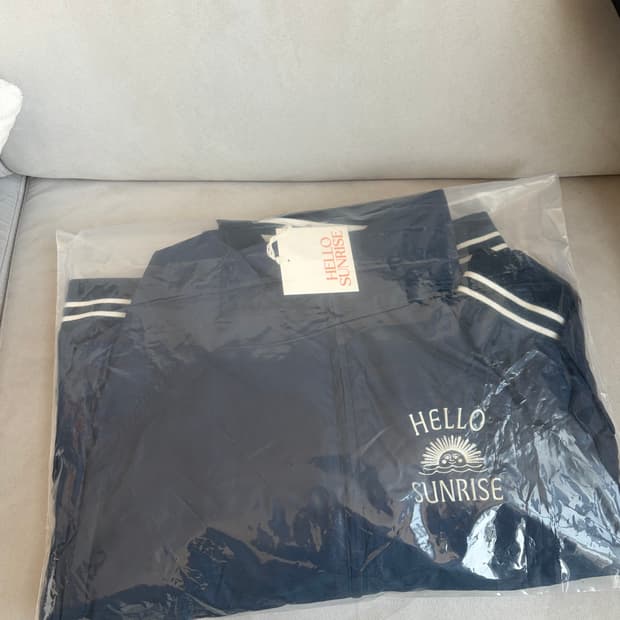 새상품) 헬로선라이즈 자켓/ 정가:15.9만