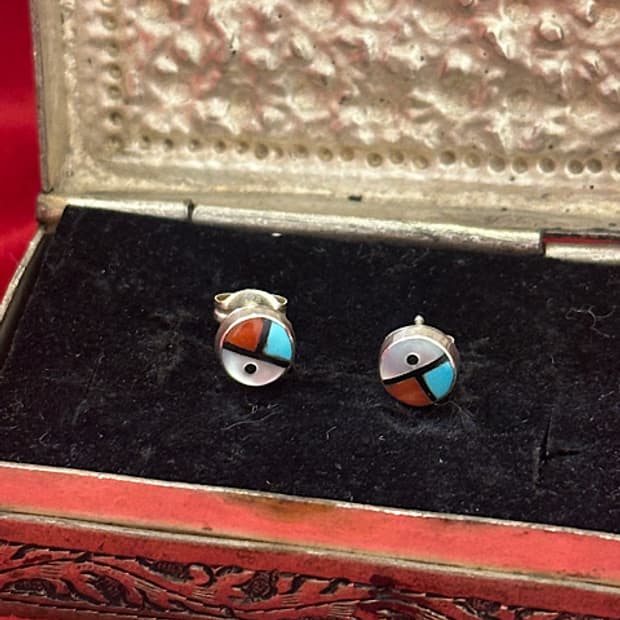 Vintage 925Silver Zuni Sunface Inlay Ear