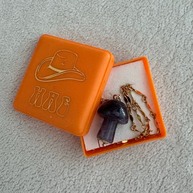 Hola amor 홀라 아모르 머쉬룸 목걸이