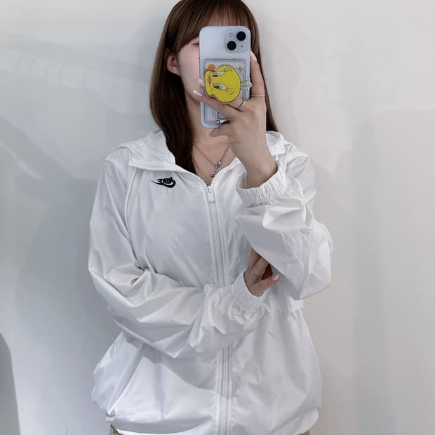 나이키 화이트 후드 바람막이