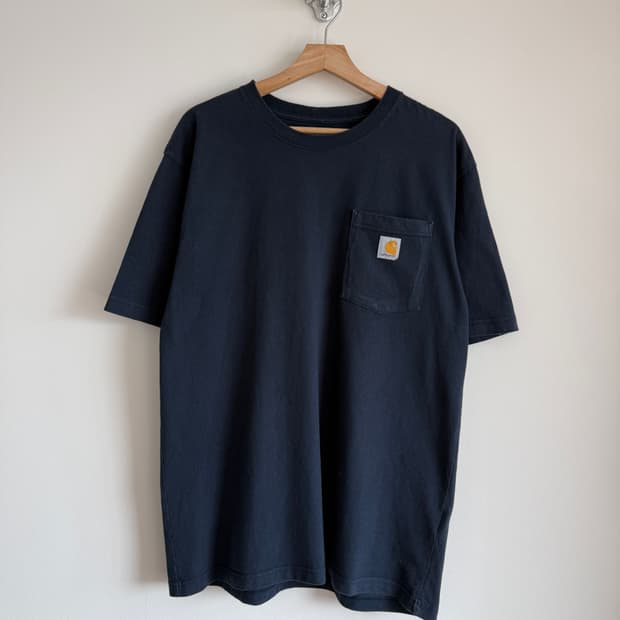 칼하트(Carhartt) 포켓 반팔 티셔츠(네이비)