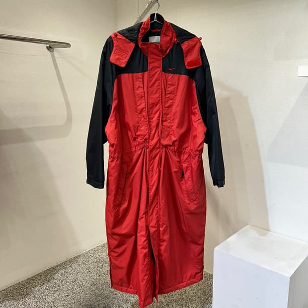 나이키 빅로고 롱 바람막이 점퍼
