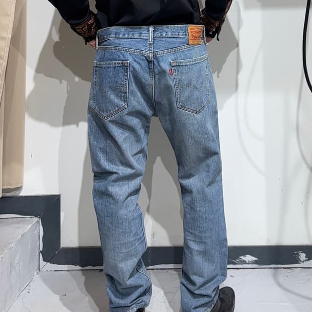 Levi’s 505 데님팬츠 