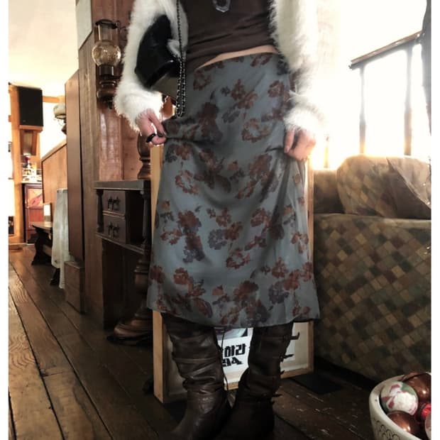 레이크무어 스커트