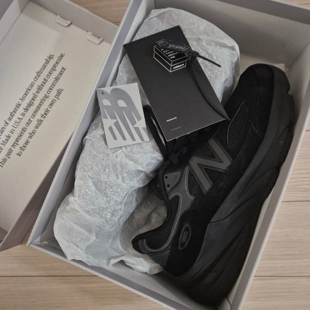 [255] 뉴발란스 990v6 트리플블랙