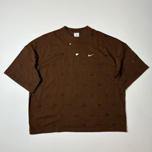 나이키 x 자크뮈스 24ss 펀칭 스우시 티셔츠 PN8240