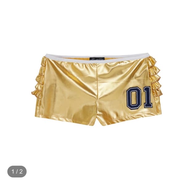 Peaches shorts gold