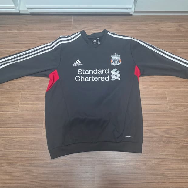 리버풀 트레이닝탑