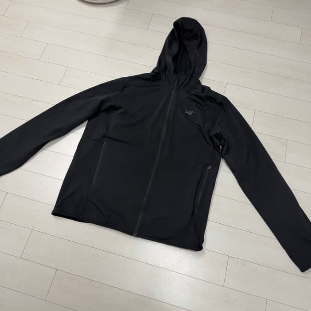 아크테릭스 카이어나이트 L 사이즈  상태 9.8/10  사진찍고 절대 안