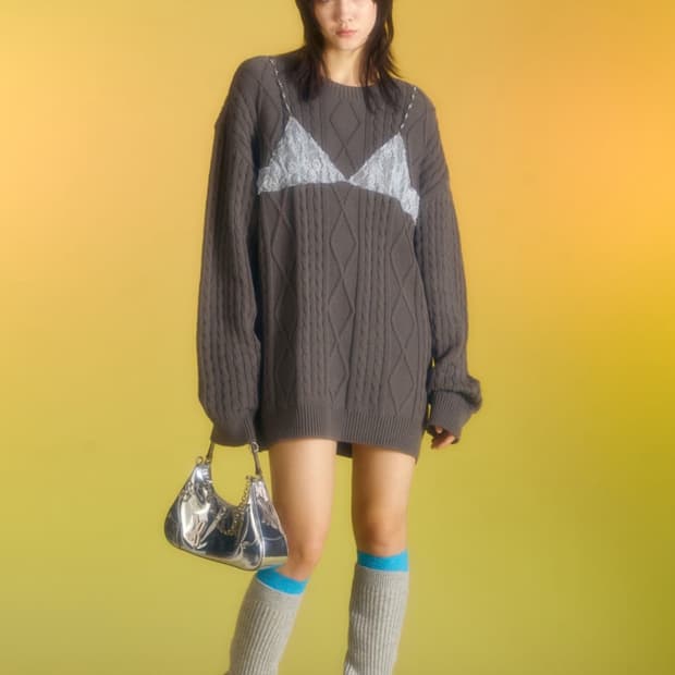 엔더슨벨 레이스 보이프렌드핏 니트 스웨터