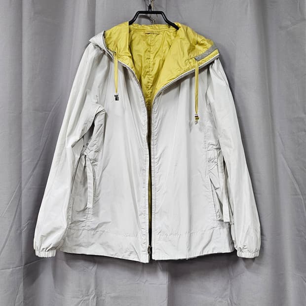 막스마라  리버서블 바람막이 