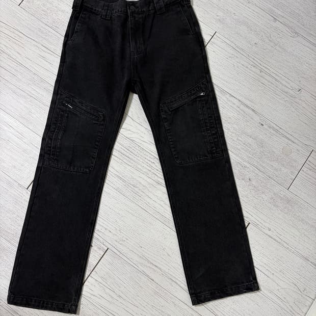 (L)플라스틱프로덕트 REVEALED POCKET PANTS 블랙