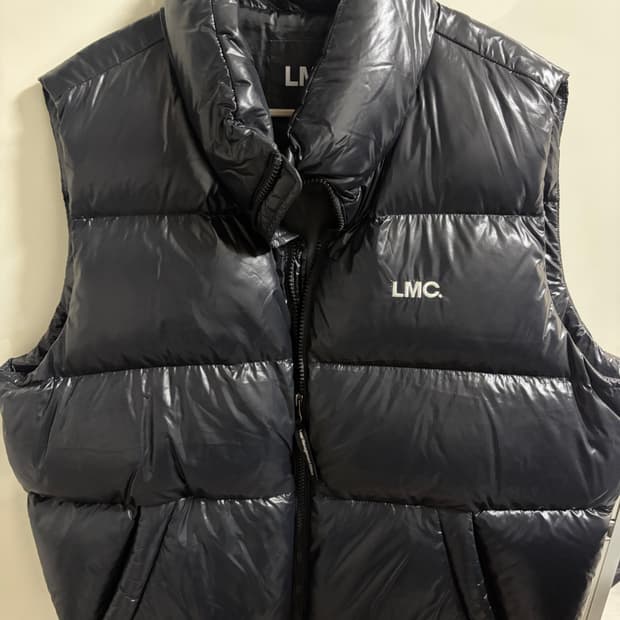 LMC 유광 조끼패딩