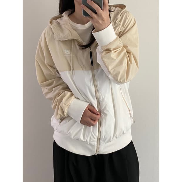 뉴발란스 바람막이
