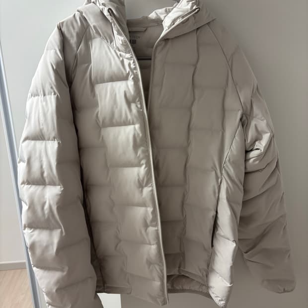 유니클로 퍼프테크 파카 M