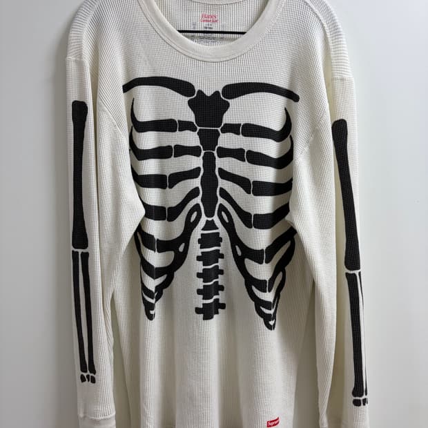 슈프림 헤인즈 롱슬리브