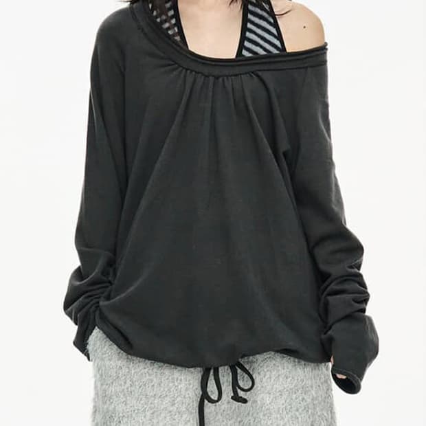 세릭 라운드 스트링 탑 차콜