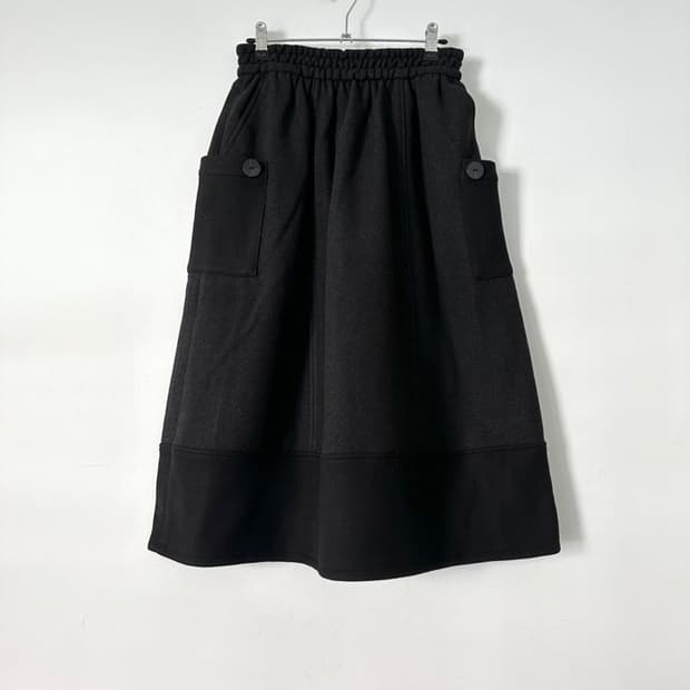 Warm soft banding skirt / black & grey